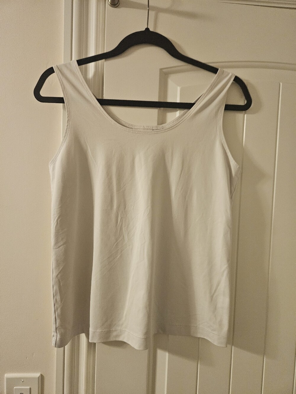 Chico's White Scoop Neck Tank Top Size 12 Chico's Size 2